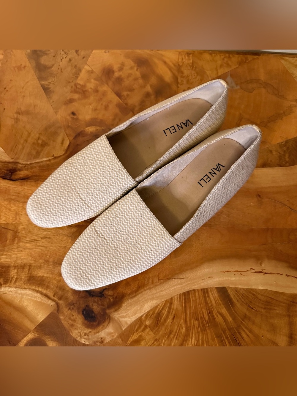VanEli Freda Sz 9 S Beige Fabric Shoes Womens Slip On Flats Embellished